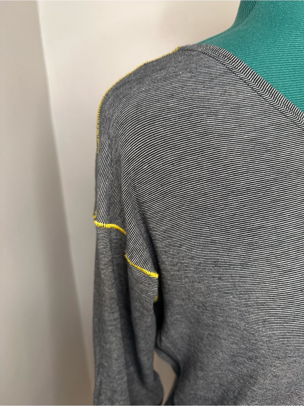 lululemon athletica Gray (fine lines) Long-Sleeve Tee with Yellow Trim - Picture 2 of 9